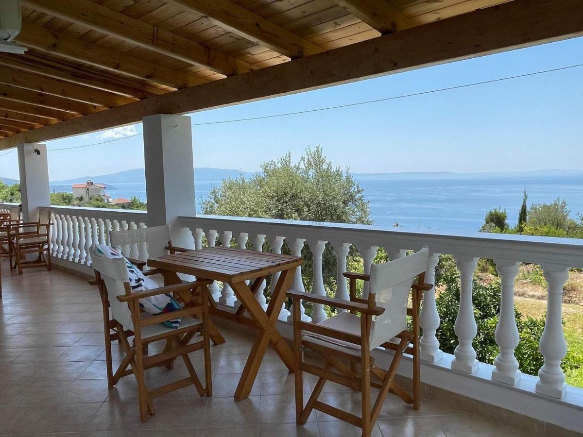 Helen Apartments Λούκοβο Εξωτερικό φωτογραφία