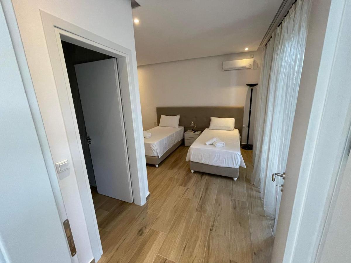 Helen Apartments Λούκοβο Εξωτερικό φωτογραφία
