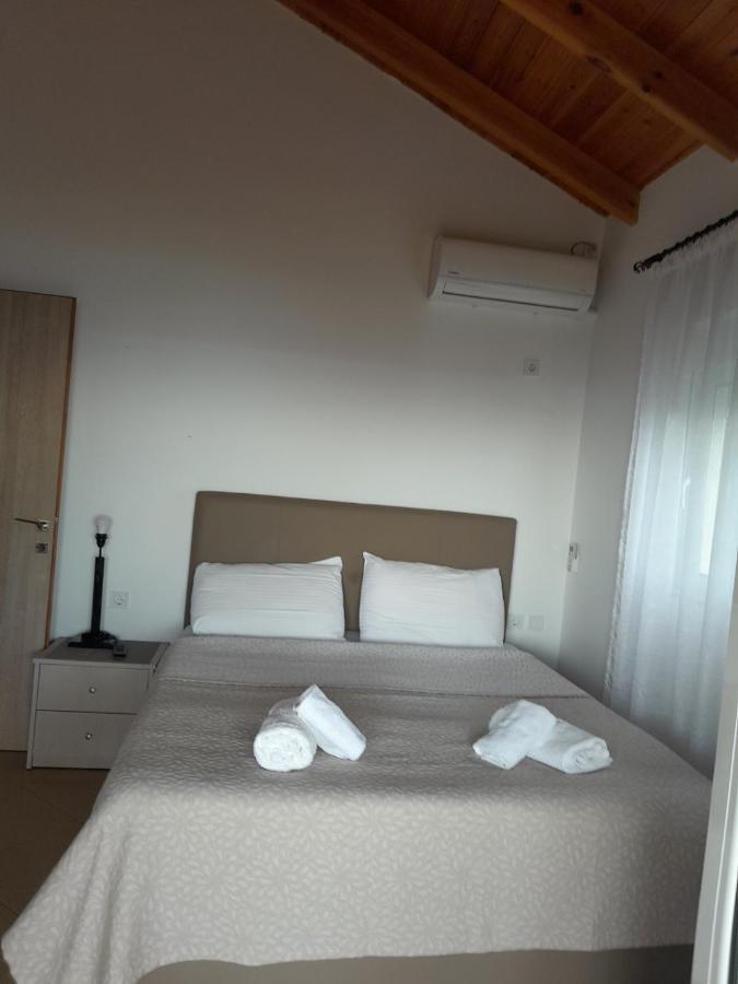 Helen Apartments Λούκοβο Εξωτερικό φωτογραφία